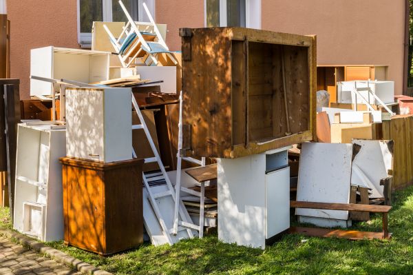 Junk Haul Away Service in Saratoga Springs